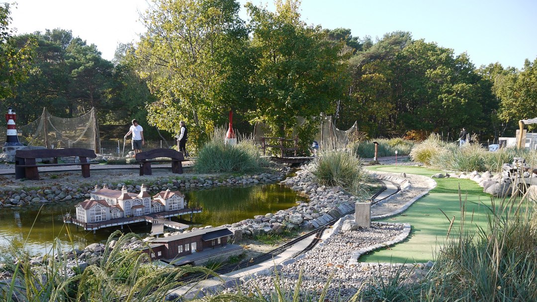 Elaborate obstacles provide fun for young and old., © TMV/ Fischer Elaborate obstacles provide fun for young and old., © TMV/ Fischer