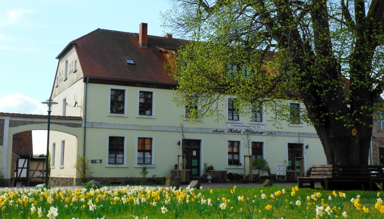 Widok na wschód dawnego hotelu Pfitzner, © Bernhard Pfitzner Widok na wschód dawnego hotelu Pfitzner, © Bernhard Pfitzner