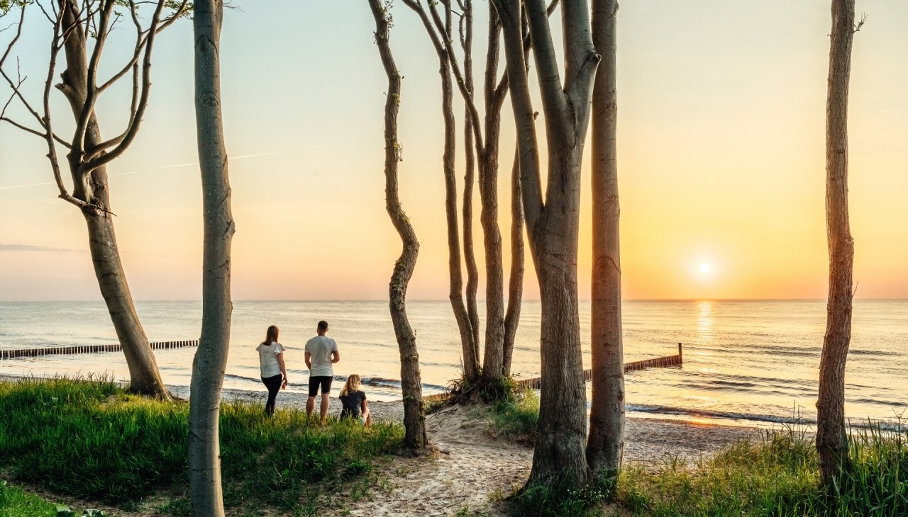 Sunset on the beach at Rostock-Torfbr&uuml;cke, &copy; TMV/Tiemann