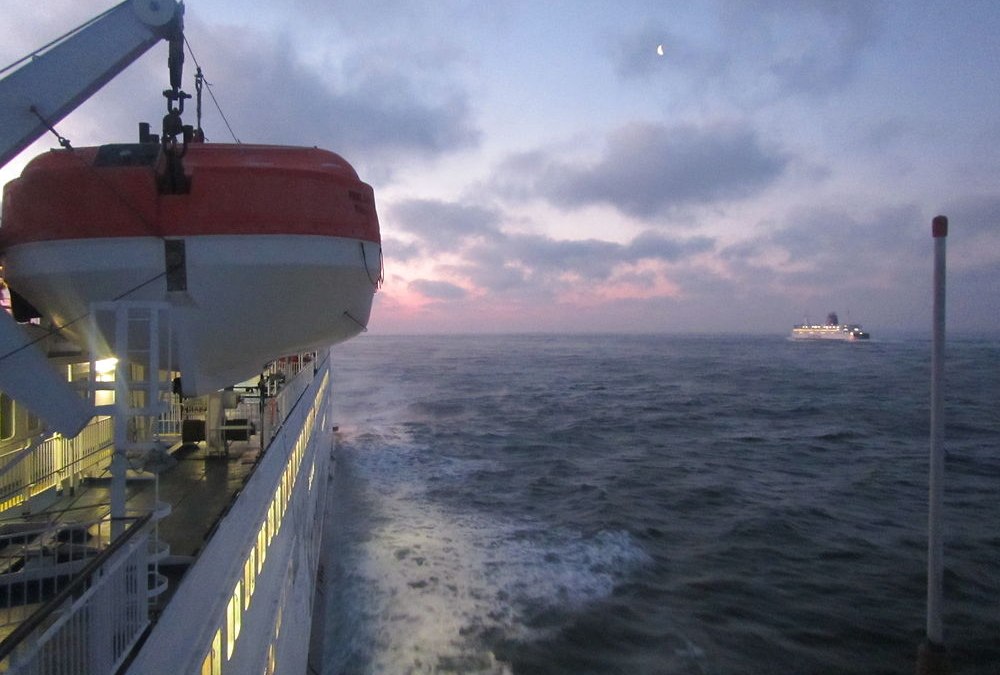 Spotkanie promów Scandlines Prins Joachim i Kronprins Frederik na morzu, © Scandlines