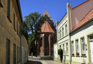 Blick von der Papenstra&szlig;e auf St. Thomas // &copy; Sabrina Wittkopf-Schade