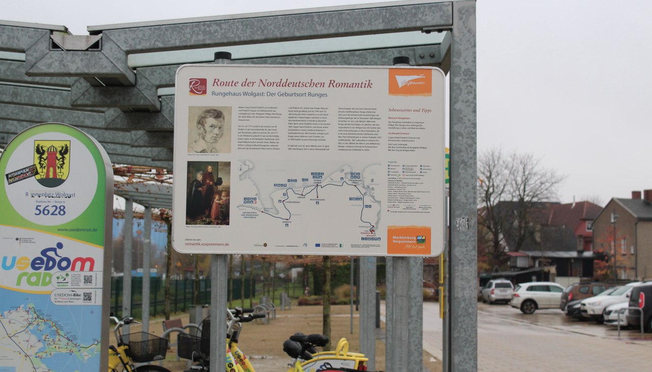 Information board about the Northern German romantic period route between the UBB stop and Runge House, © tvv-anne wiegert