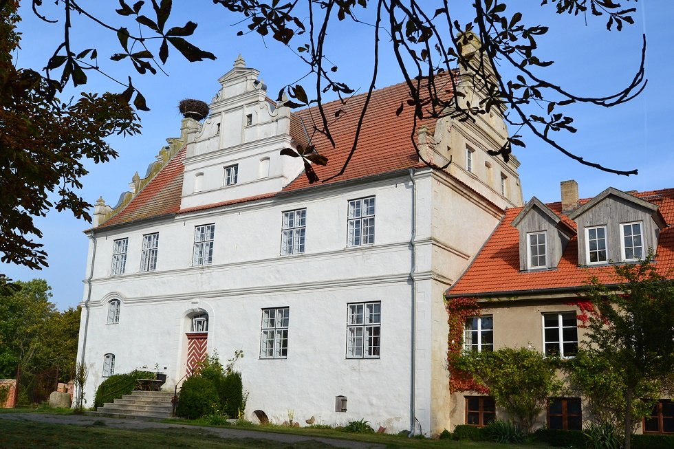 Venz manor house near Neuenkirchen on the island of R&uuml;gen // &copy; Tourismuszentrale R&uuml;gen