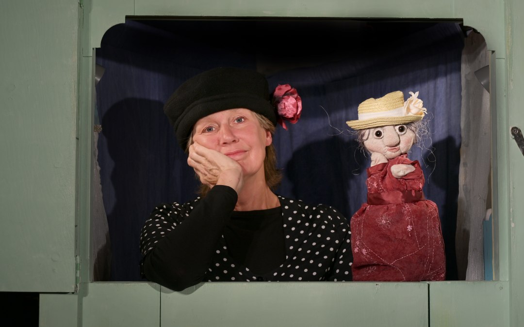 "My grandma is the best!" Puppet theater for children from 5, parents and grandparents, © Tandera Theater