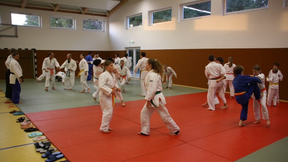 Sport in onze sporthal, © Jugenddorf Wittow GmbH