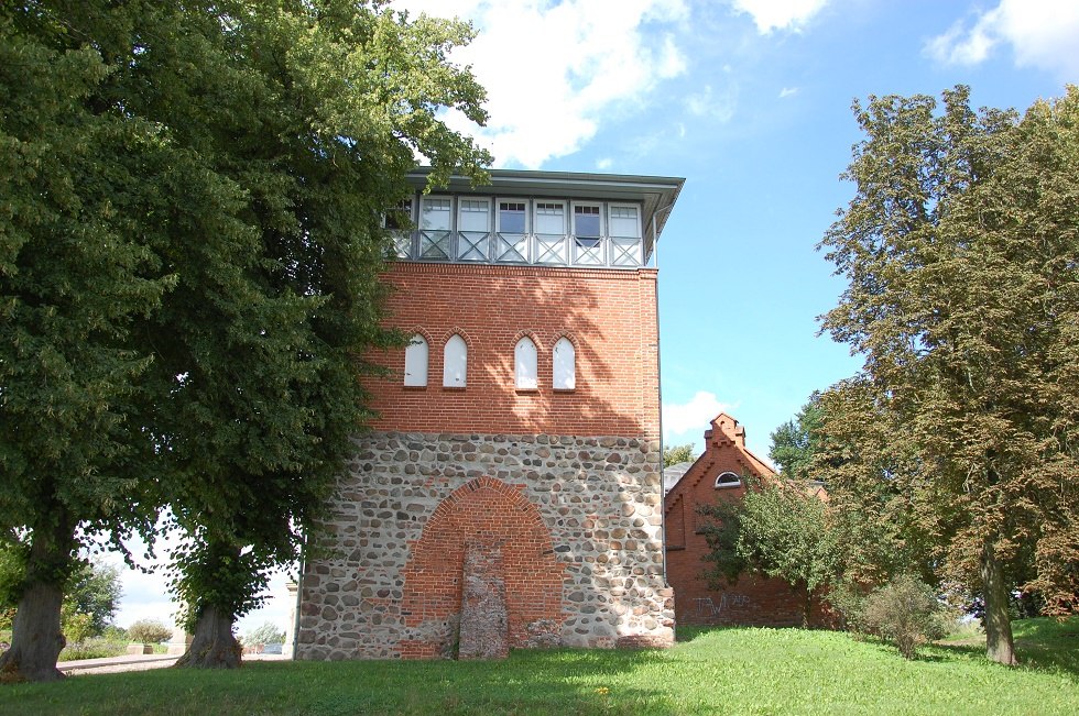 Wieża Amtsberg jest jedyną pozostałą częścią oficjalnego budynku wzniesionego w 1848 roku. // © Gabriele Skorupski Wieża Amtsberg jest jedyną pozostałą częścią oficjalnego budynku wzniesionego w 1848 roku. // © Gabriele Skorupski