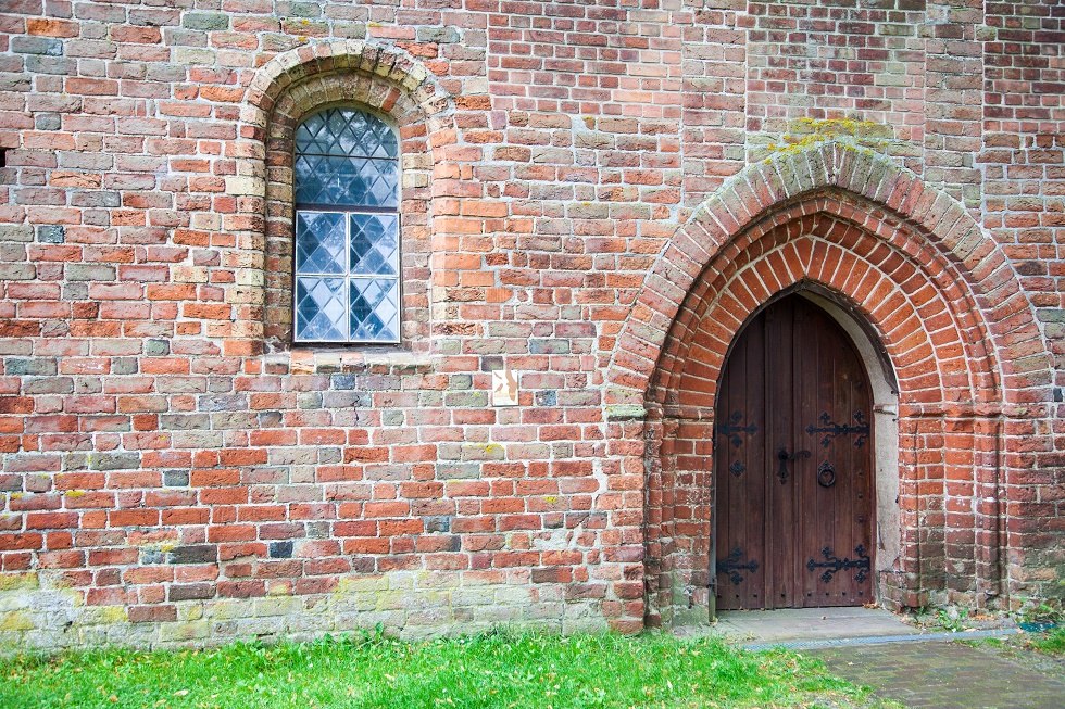 the entrance on the gable side // © Frank Burger the entrance on the gable side // © Frank Burger