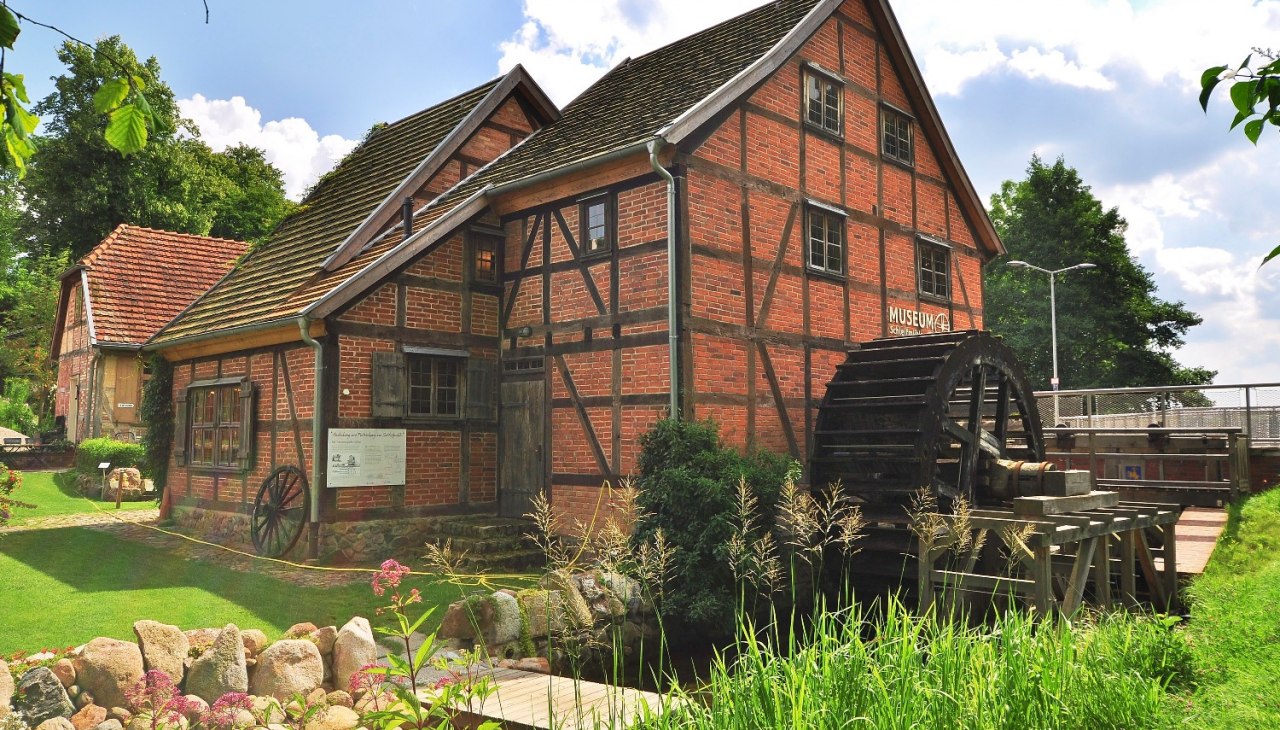 The grinding mill with the idyllic garden, © Stadtgeschichts- und Museumsverein Schwerin e.V.; Dr. Holger Martens The grinding mill with the idyllic garden, © Stadtgeschichts- und Museumsverein Schwerin e.V.; Dr. Holger Martens