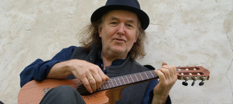 &copy; Gerhard Sch&ouml;ne