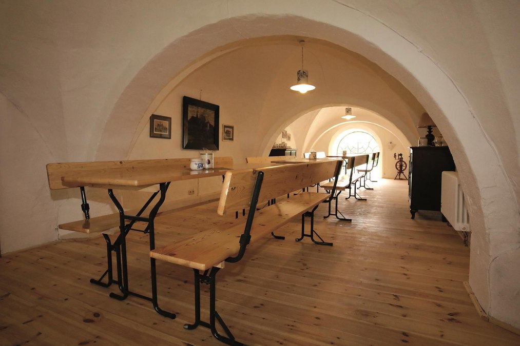 cozy tasting room, &copy; Darguner Klostervogt Hartwig