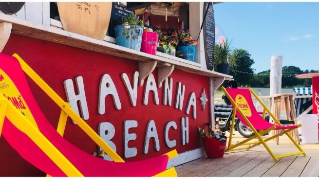 &copy; Havanna Beach.jpg