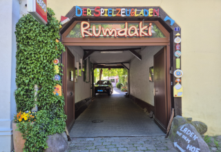 &copy; Gina Schulenberg