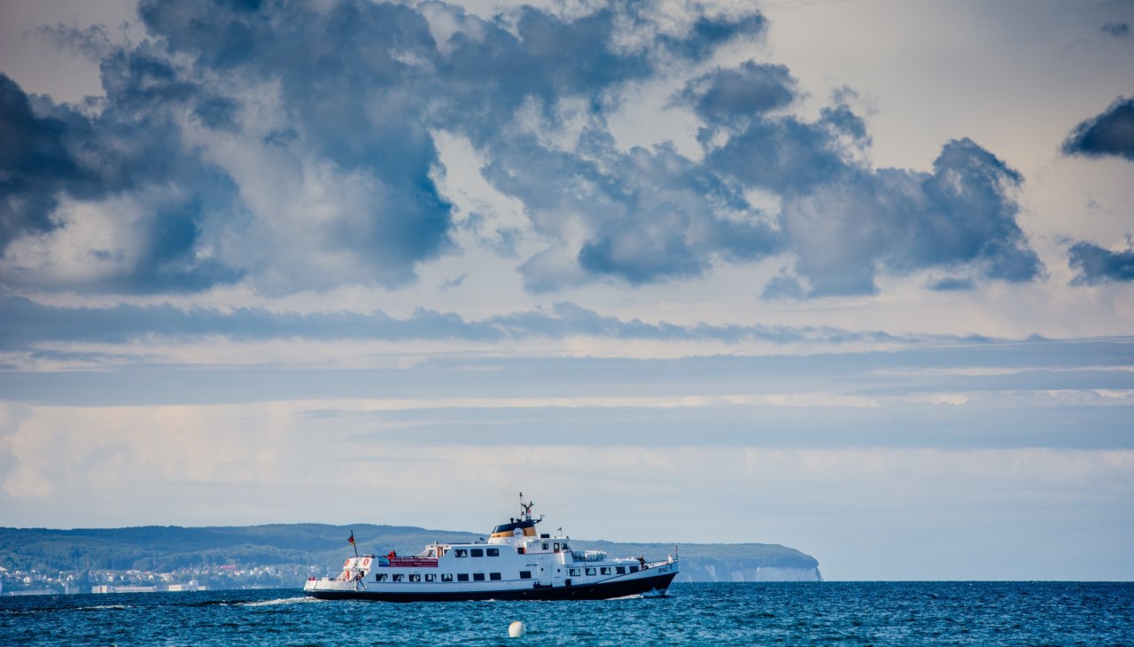 Schiffstour ab Binz zu den Kreidefelsen, © Binzer Bucht Tourismus Schiffstour ab Binz zu den Kreidefelsen, © Binzer Bucht Tourismus