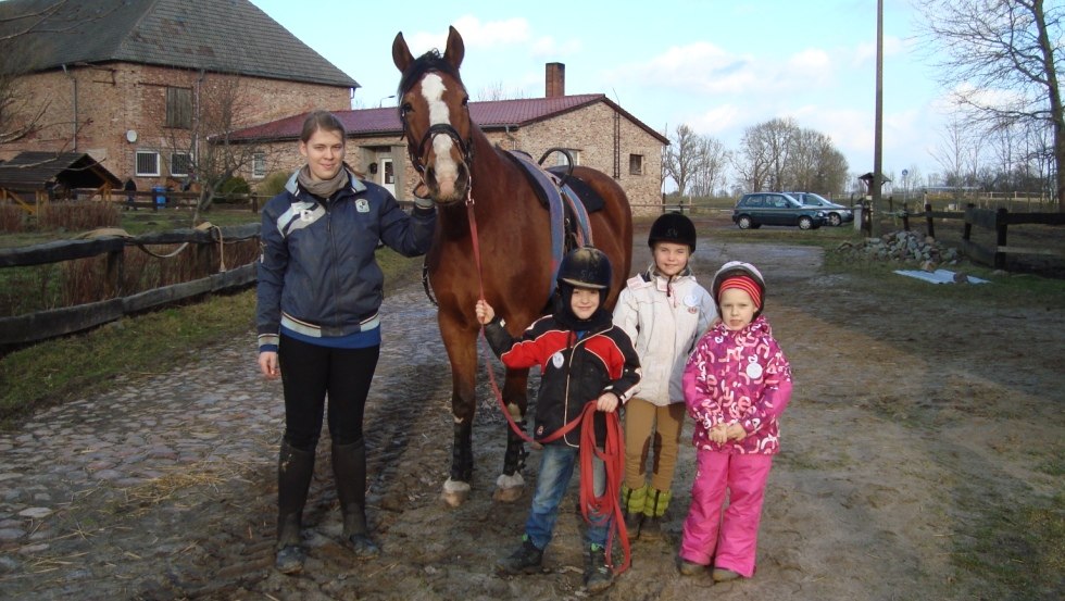 Springen is vooral leuk voor de kleintjes, © Reit- und Fahrverein Obermützkow e.V.