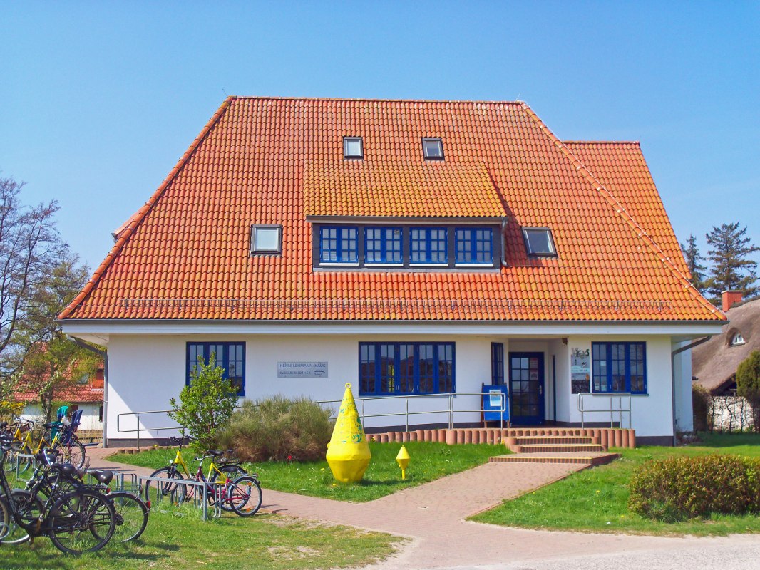 Het Henni Lehmann Huis in Vitte, &copy; Hiddenseer Hafen- und Kurbetrieb