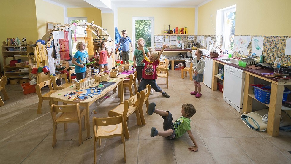 Whether it's an Indian festival or an afternoon of games: you can romp around, paint, make things and cook. // © Campingplatz Seehof GmbH Whether it's an Indian festival or an afternoon of games: you can romp around, paint, make things and cook. // © Campingplatz Seehof GmbH