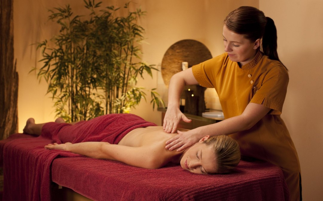 Ervaar de magie van de klassieke Scandinavische massagekunst., © Yachthafenresidenz Hohe Düne, www.hohe-düne.de