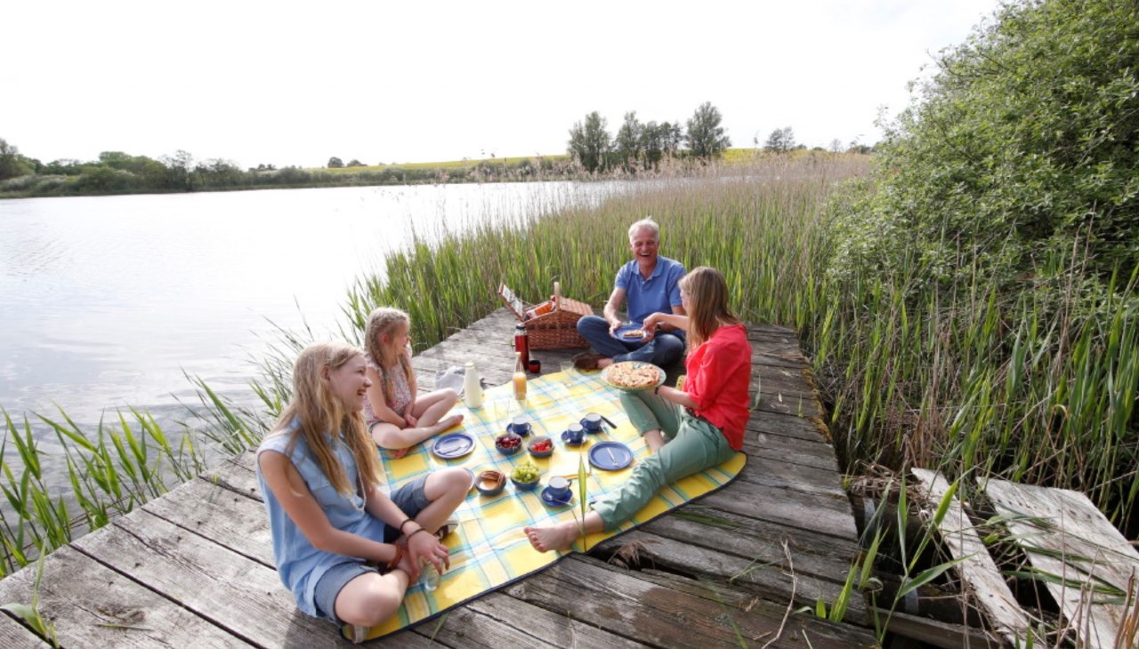 Piknik nad jeziorem, © Schloss Duckwitz