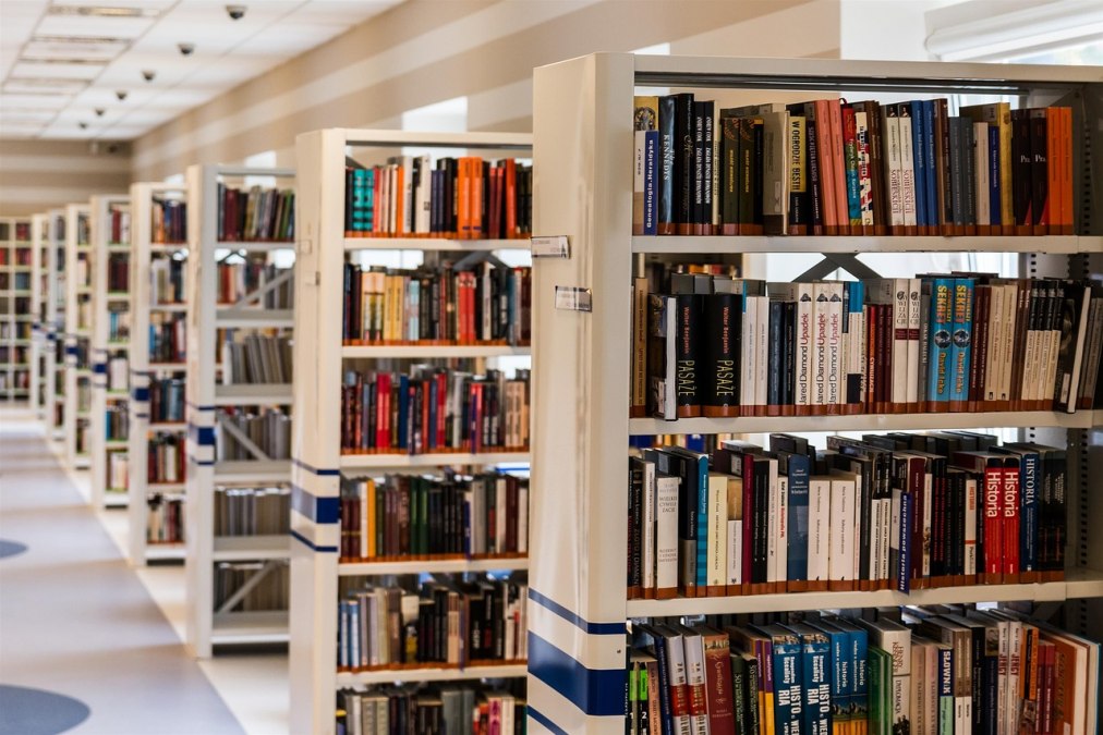 Biblioteka, © pixabay