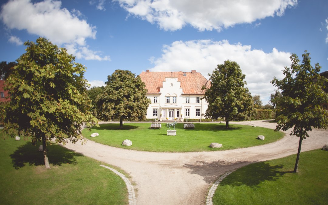 Buitenaanzicht van Landgoed Klein Nienhagen, © Gut Klein Nienhagen / Anne Karsten