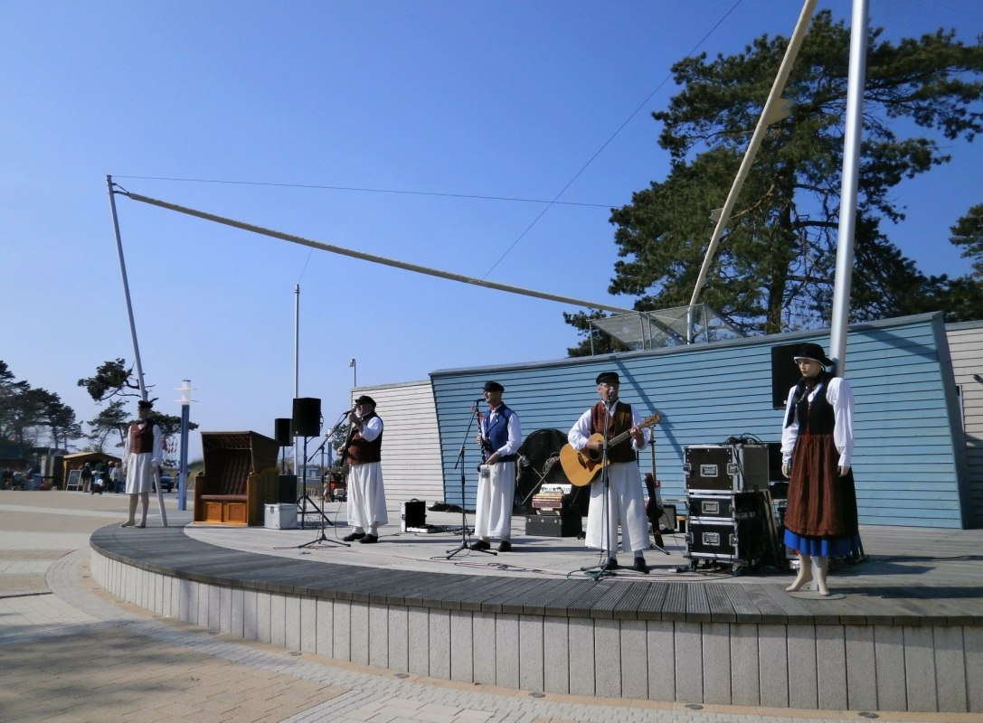 Concert met "De M&ouml;nchguter Fischk&ouml;pp"., &copy; DeMoenchguterFischkoepp.jpg