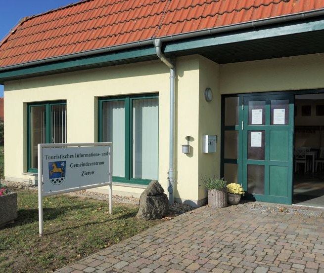 Touristisches Informations- und Gemeindezentrum Zierow // © Touristisches Informations- und Gemeindezentrum Zierow Touristisches Informations- und Gemeindezentrum Zierow // © Touristisches Informations- und Gemeindezentrum Zierow