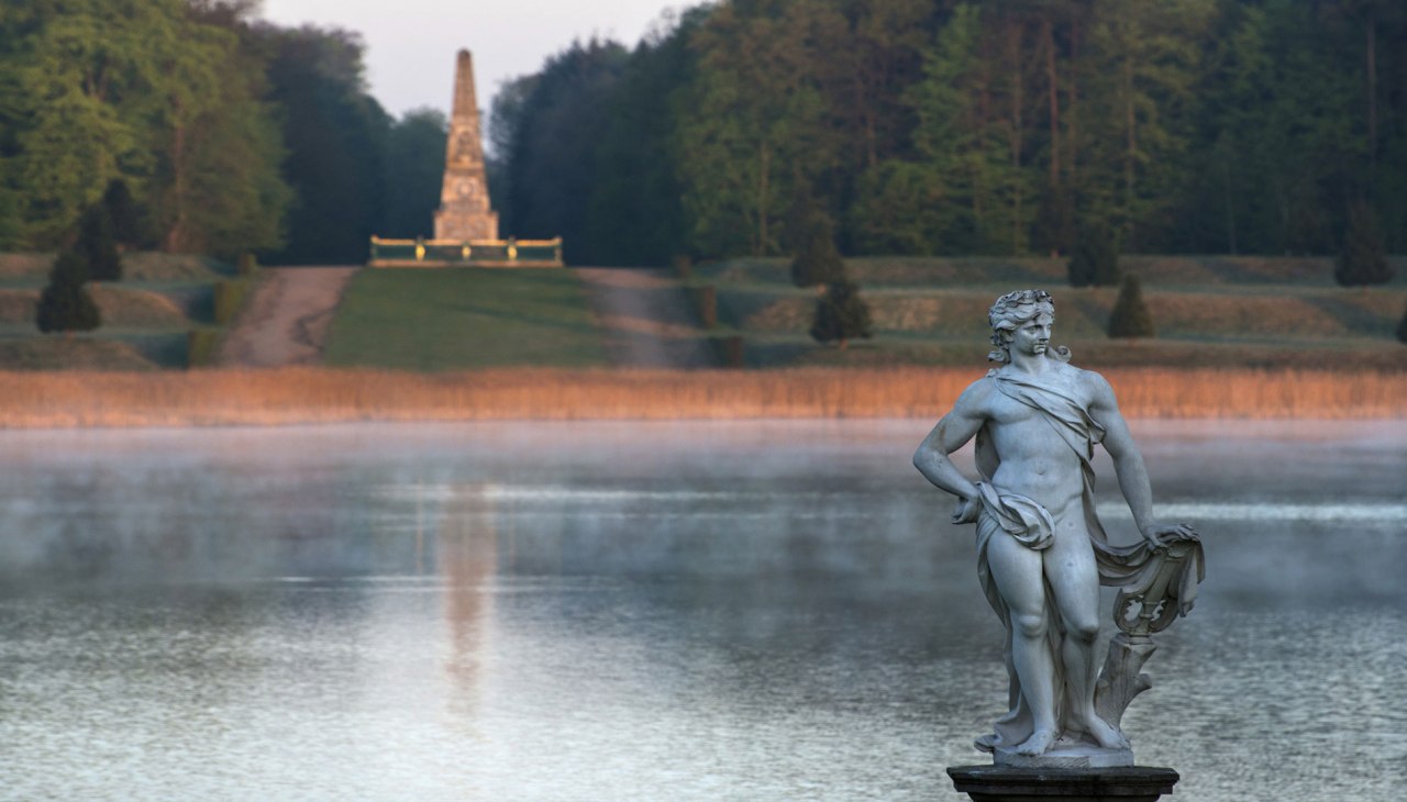 Apollo na wyspie zamkowej, © SPSG, Fotograf Leo Seidel Apollo na wyspie zamkowej, © SPSG, Fotograf Leo Seidel