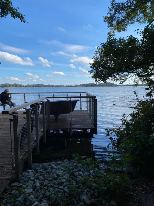 Himmelsblick voetgangersbrug in het kuurbos, &copy; Silke Naumann