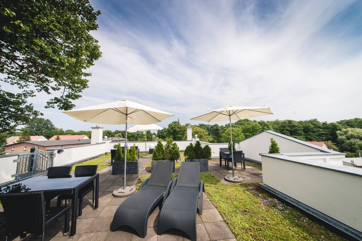The roof terrace of the Krummin manor house offers a unique view over the village and is available to all guests all year round., © Gutshaus Krummin / Matthias Friel The roof terrace of the Krummin manor house offers a unique view over the village and is available to all guests all year round., © Gutshaus Krummin / Matthias Friel