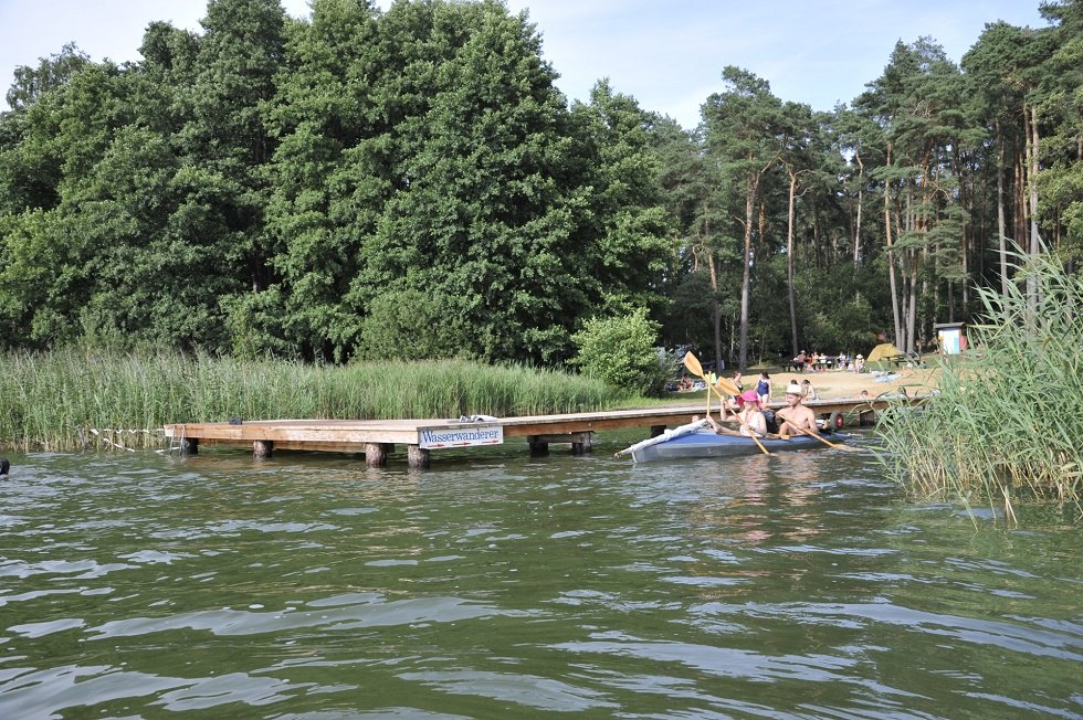 Gooi los! De camping is ook een goed startpunt voor kanotochten in het Land van Duizend Meren., © Haveltourist
