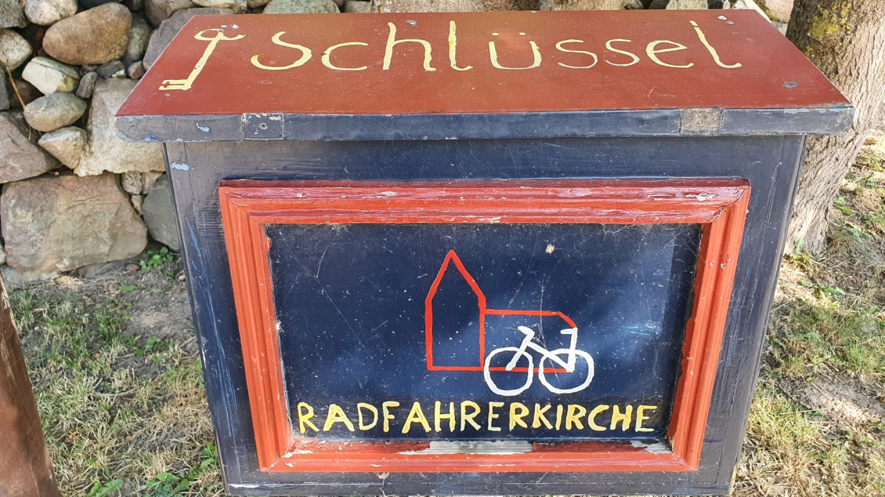 W sezonie klucz jest przechowywany w skrzynce na klucze w ciągu dnia., &copy; S .Maus