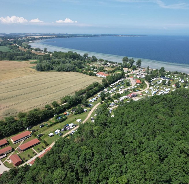 Luchtfoto van de ostseequelle.camp, © Campingplatz Ostseequelle GmbH