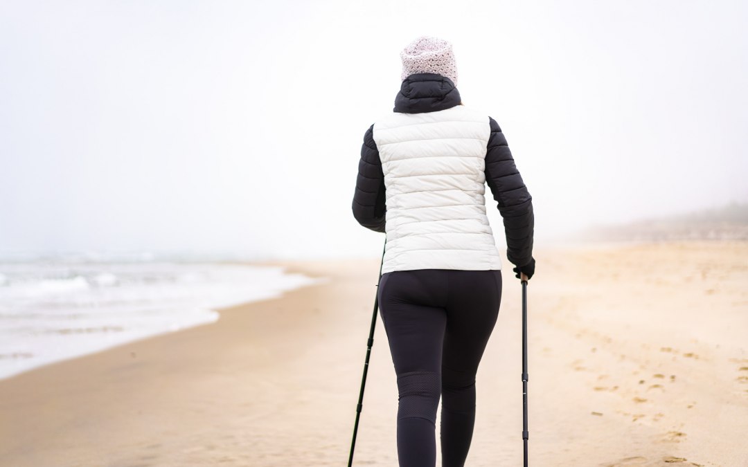 Kurs ćwiczeń: "Flow2go" - Nordic Walking i joga, © Shutterstock