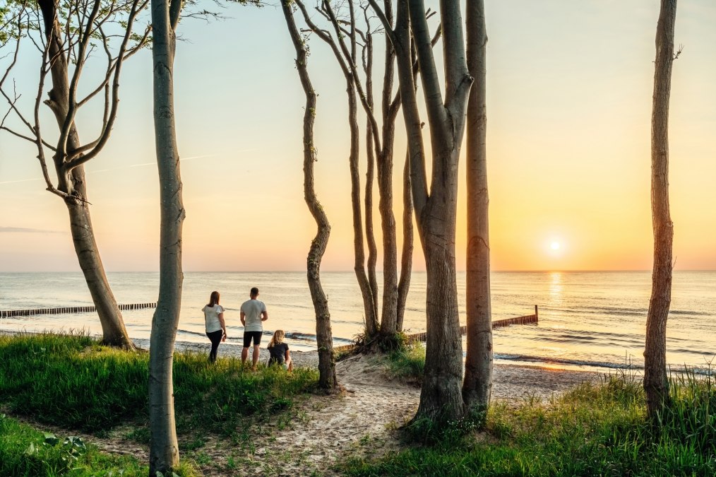 Sunset on the beach at Rostock-Torfbrücke, © TMV/Tiemann
