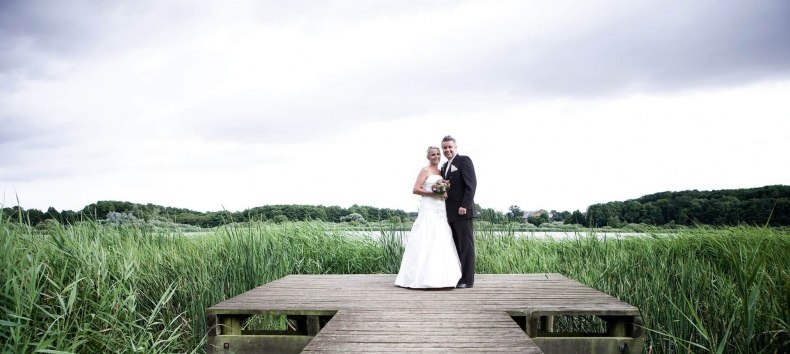 In the midst of the incomparable nature of Mecklenburg-Vorpommern tie the knot for life // &copy; MV-T/Allrich