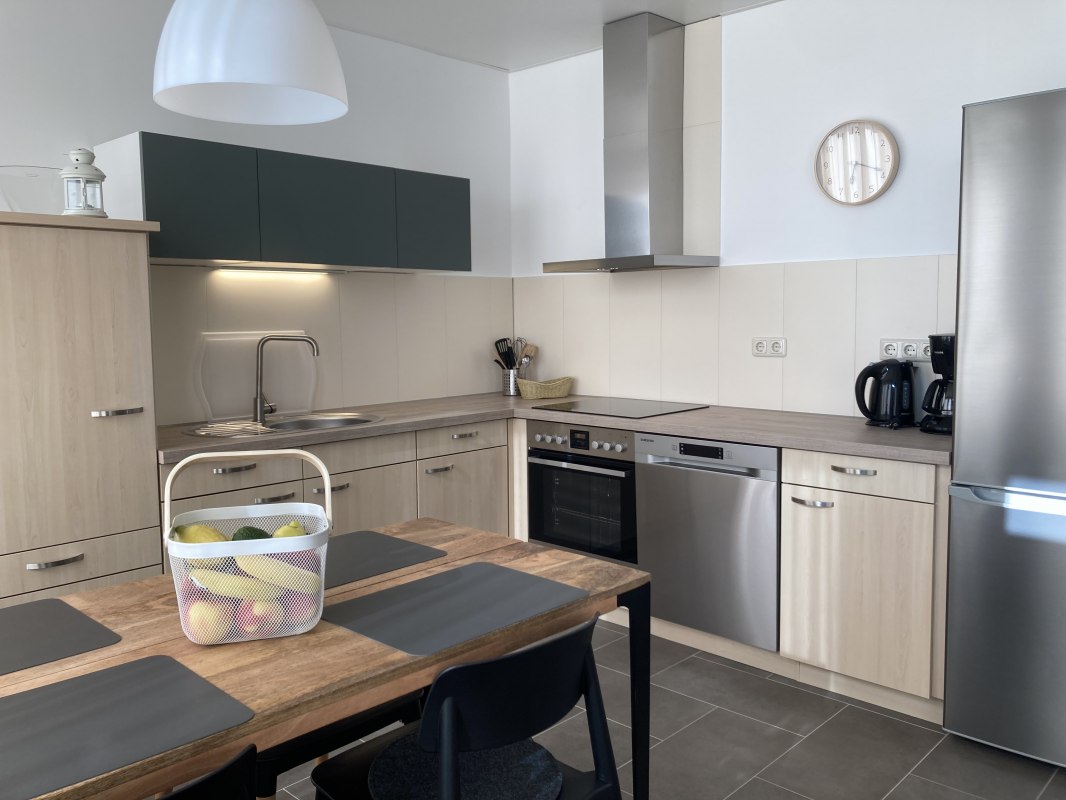 Keuken met eethoek // © Janine Kissel Keuken met eethoek // © Janine Kissel