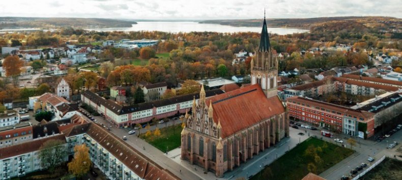 &copy; MV-T/Petermann