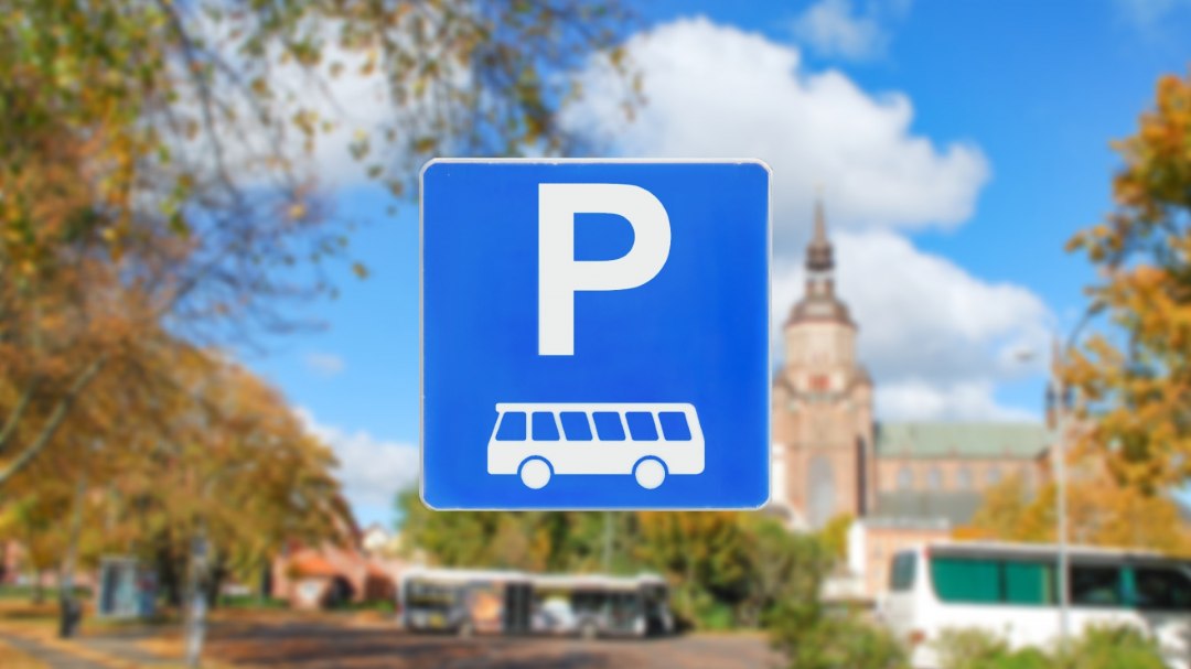 Bus parking lot-Weidendamm, © Tourismuszentrale Stralsund