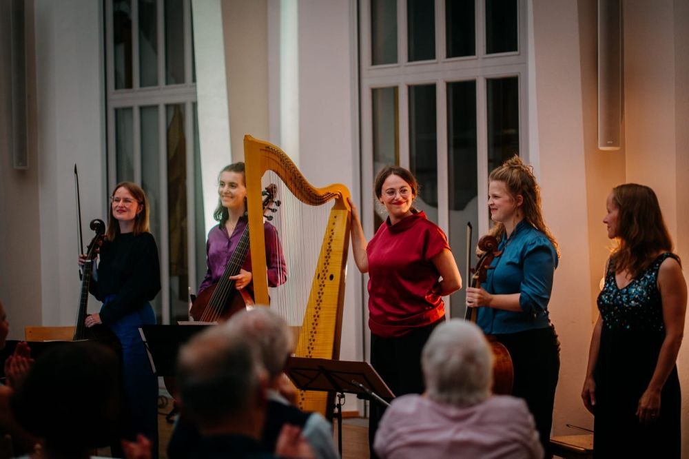 © Elisa Mutatio © Elisa Mutatio