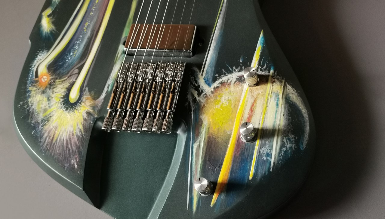 Gitara "Planet" - HEART guitars & more i Nora Gauger, &copy; HEART guitars & more