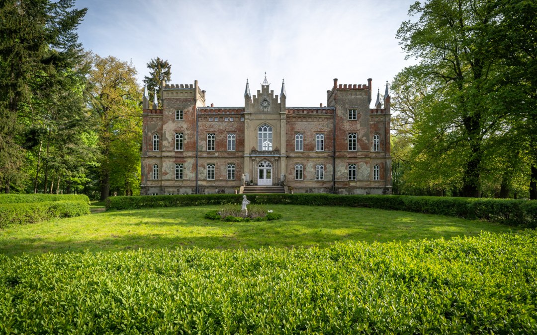 Het landhuis is gebouwd in de Tudor-gotische stijl., © Herrenhaus Vogelsang / DOMUS Images Alexander Rudolph