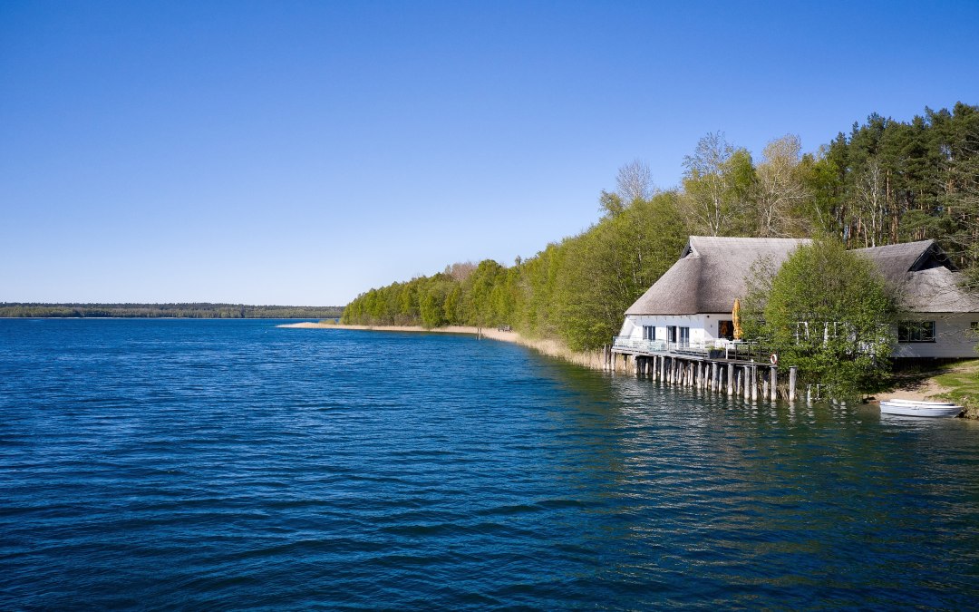 Bootshaus direkt am See_Van der Valk Naturresort Drewitz, © Van der Valk Naturresort Drewitz