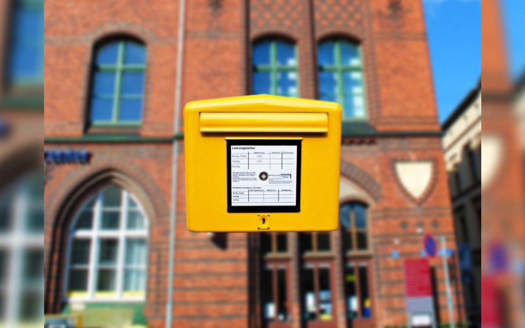 Mailbox at the post office, © Tourismuszentrale Stralsund