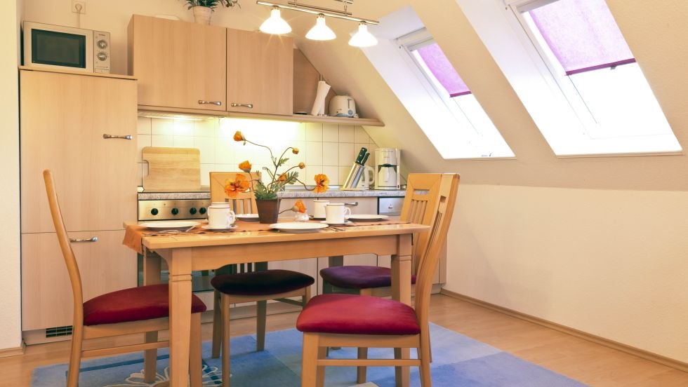 Keuken in het appartement Meeresrauschen, &copy; Poeler Appartement Service GmbH
