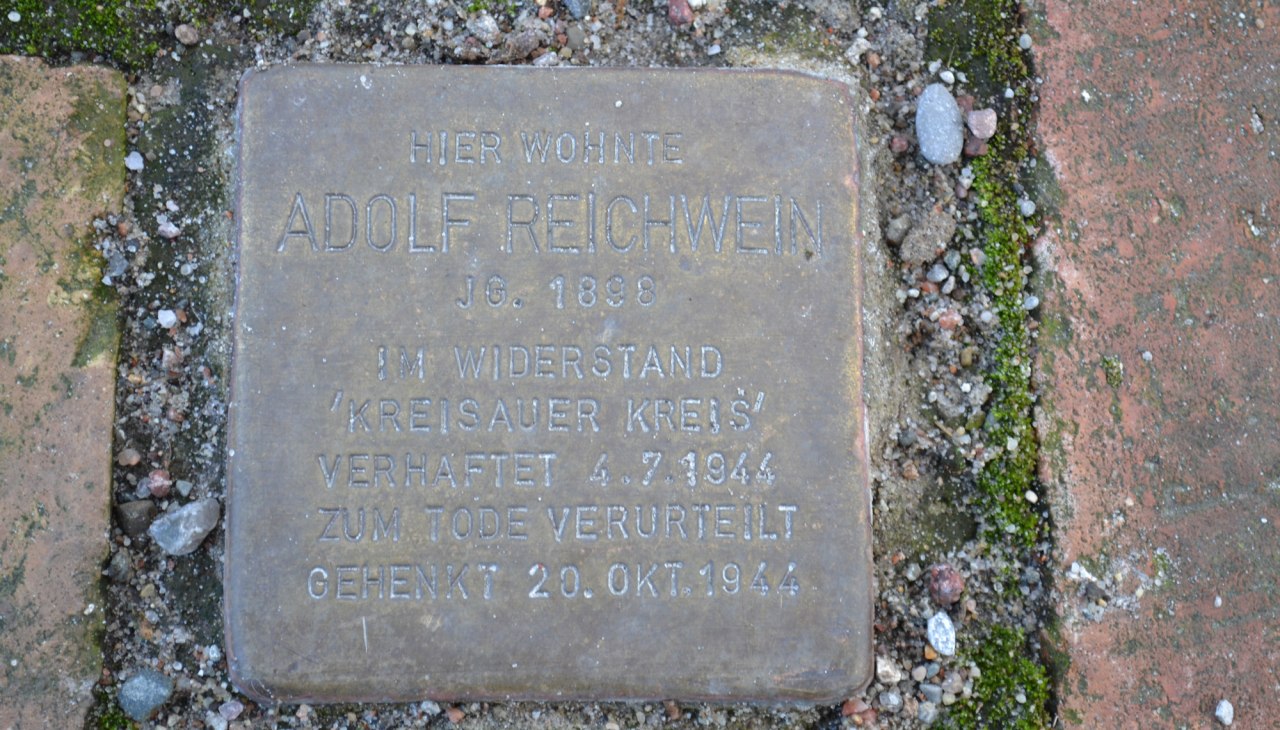 Adolf Reichwein's struikelblok, © Hiddenseer Hafen- und Kurbetrieb