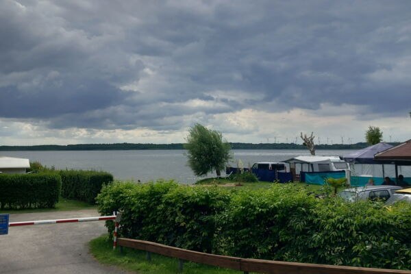 Okrągły autobus Lake Plau, © Runbus Plauer See