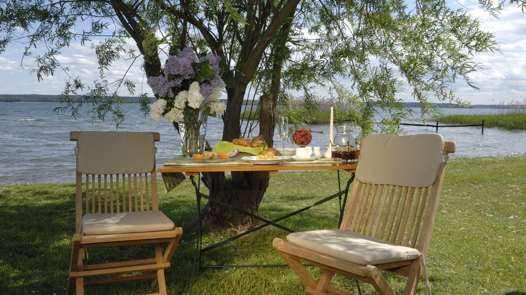 Ontspanning aan het meer, © Aparthotel "Am See"