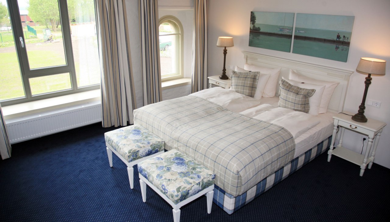 Ł&oacute;żko podw&oacute;jne w hotelu "Alter Kornspeicher" Neustrelitz, &copy; Alter Kornspeicher