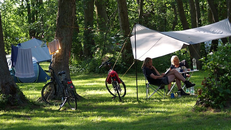 Pure relaxation and recreation in nature! // &copy; Naturcamping Malchow
