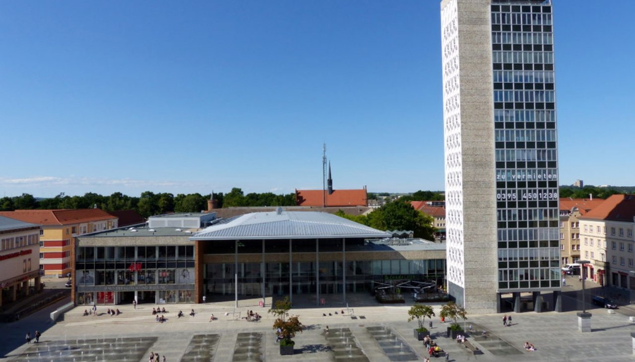 2026-01-03 Dinomania, &copy; Birgit Scheffer